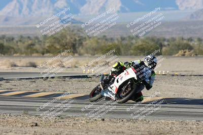 media/Dec-07-2025-CVMA (Sun) [[3e7d2de5dc]]/Race 17-Amateur Formula Middleweight/